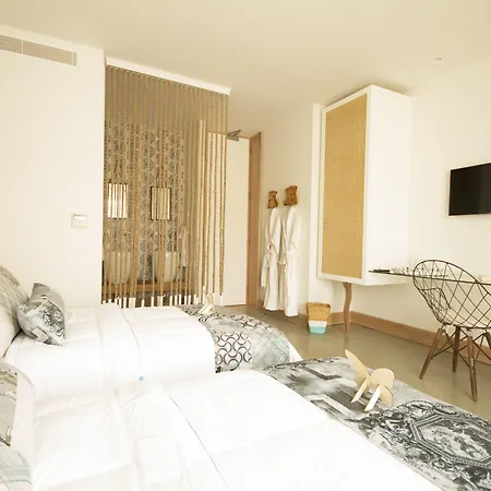 Aelia Wellness Retreat Отель
