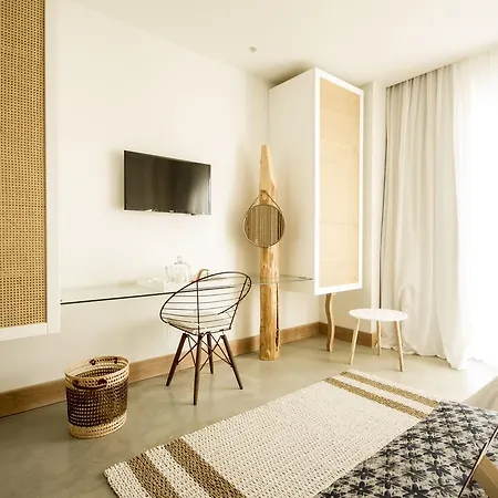 Aelia Wellness Retreat ホテル