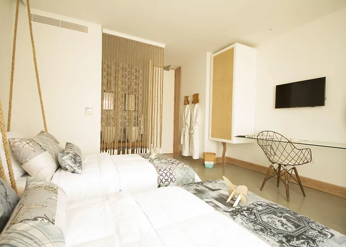 Aelia Wellness Retreat 酒店