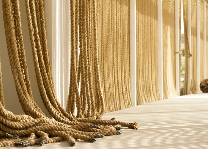 Aelia Wellness Retreat 酒店